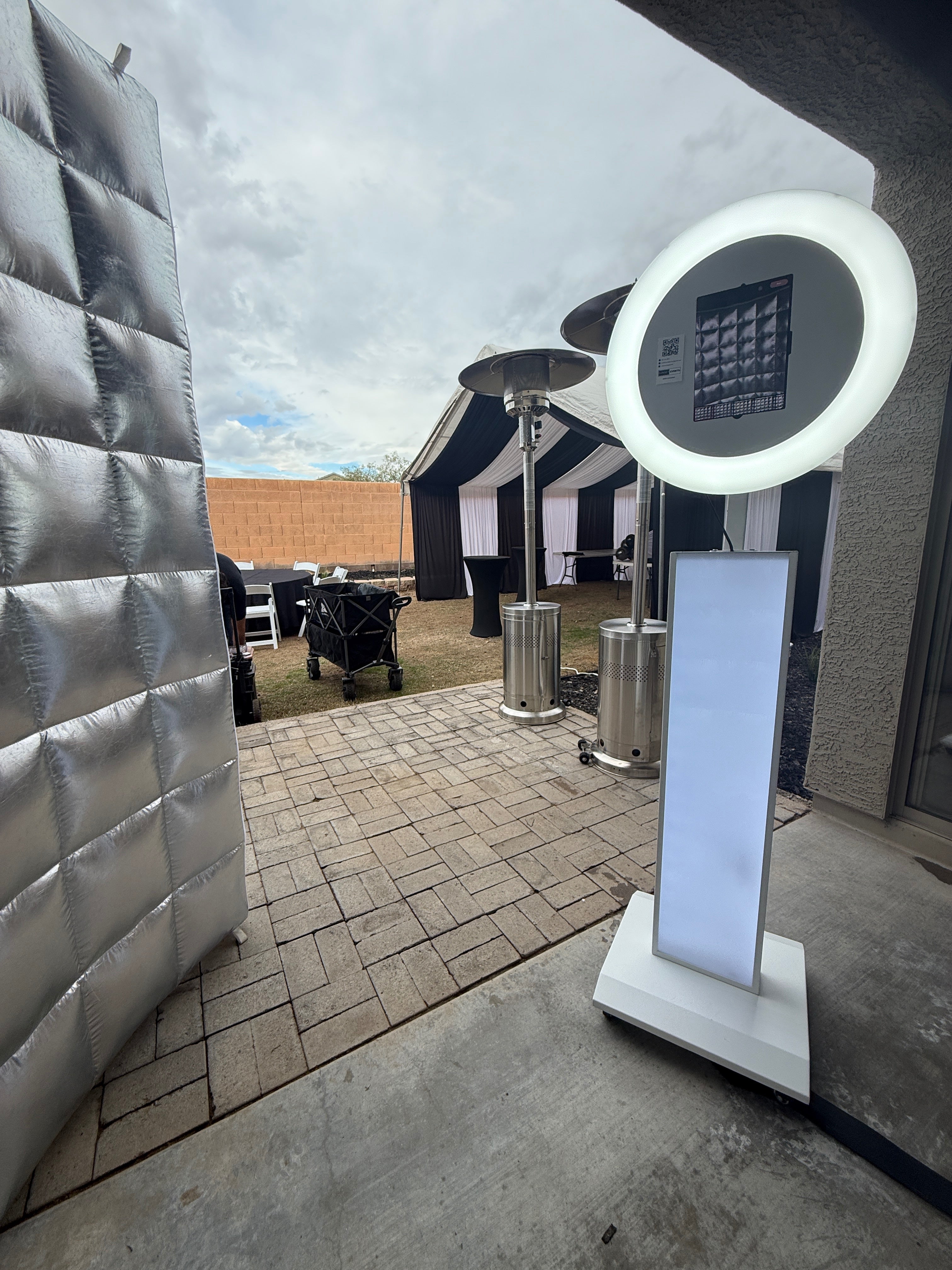 Diamond Deluxe Photo Booth